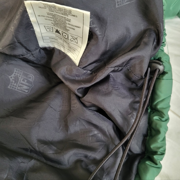 Reebok NFL Green Bay Packers Down Feather Puffer Jacket - Picture 7 of 10